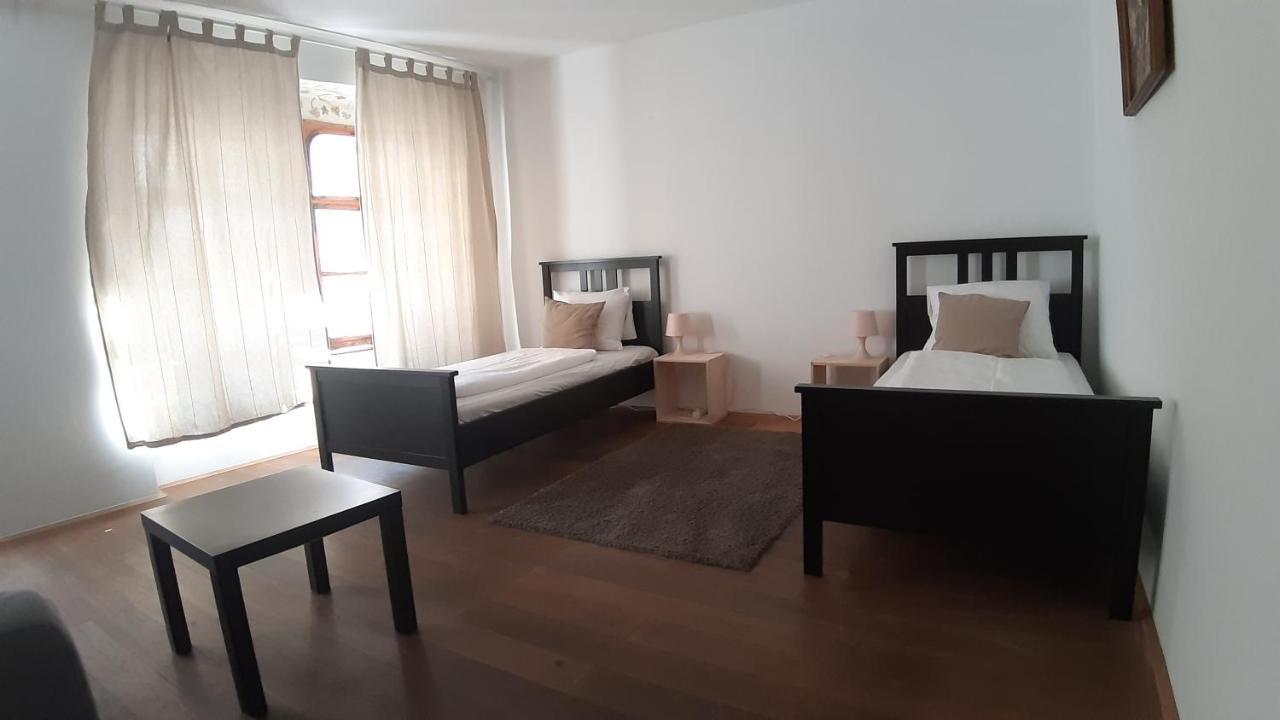 Boutique Hostel Zum Goldenen Kegel Вена Экстерьер фото