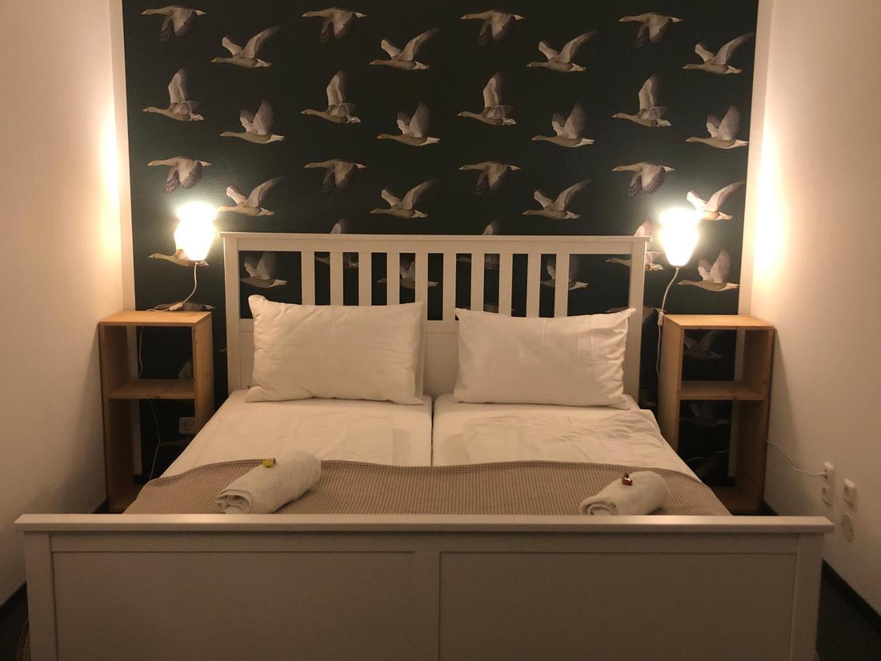 Boutique Hostel Zum Goldenen Kegel Вена Экстерьер фото