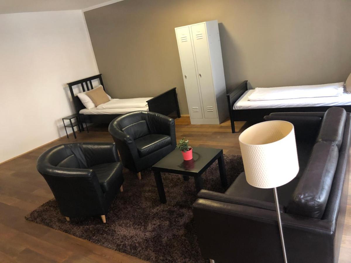 Boutique Hostel Zum Goldenen Kegel Вена Экстерьер фото